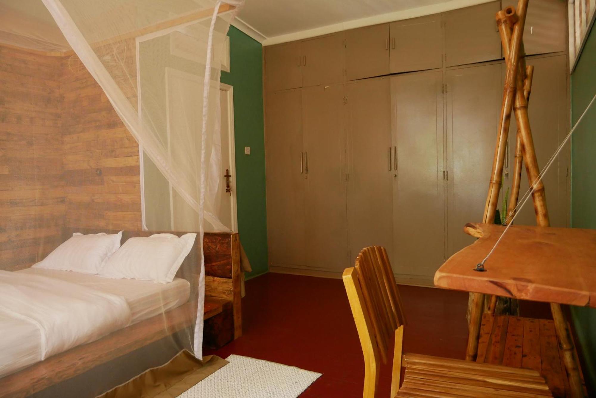 Jinja Backpackers Hostel Room photo